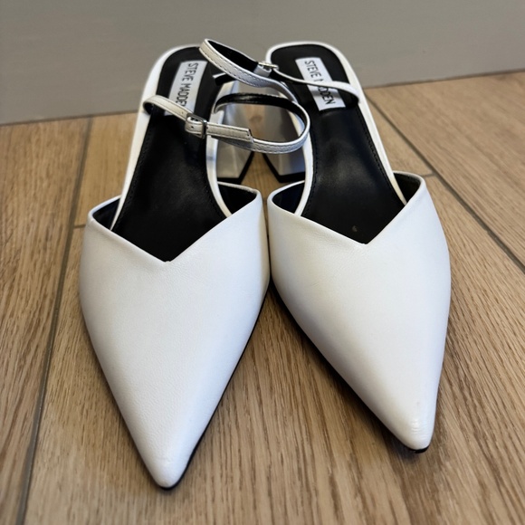 Steve Madden Courtnie Pump - Picture 4 of 6